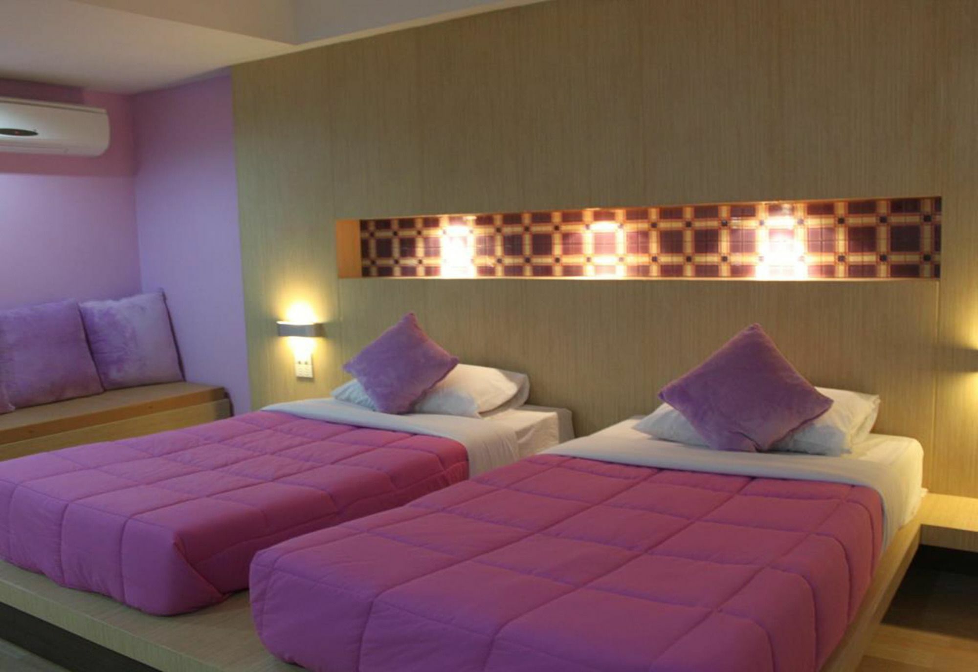 Kaennakorn Khonkaen Hotel Хон Каен Экстерьер фото